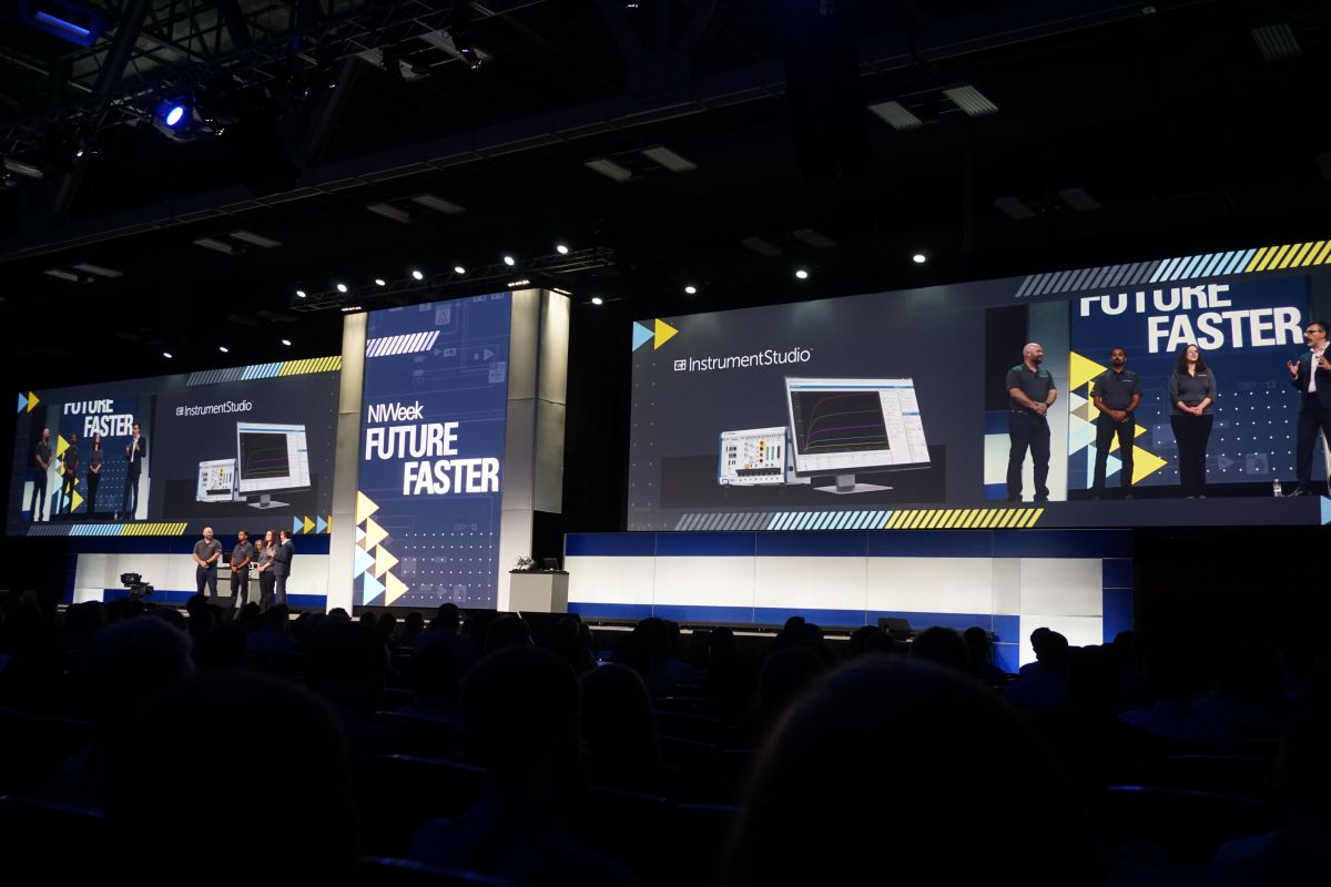 Instrument Studio позволит управлять такими модульными приборами, как осциллографы, мультиметры, источники питания, генераторы сигналов